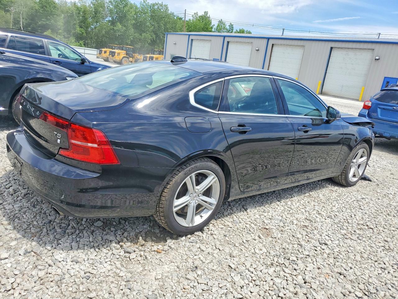 2017 VOLVO S90 T5 MOMENTUM — снимка 3