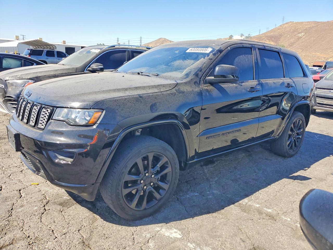 2017 JEEP GRAND CHEROKEE SPORT