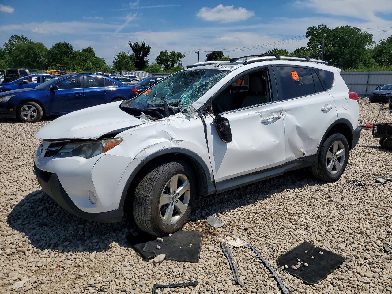 2015 TOYOTA RAV4 XLE