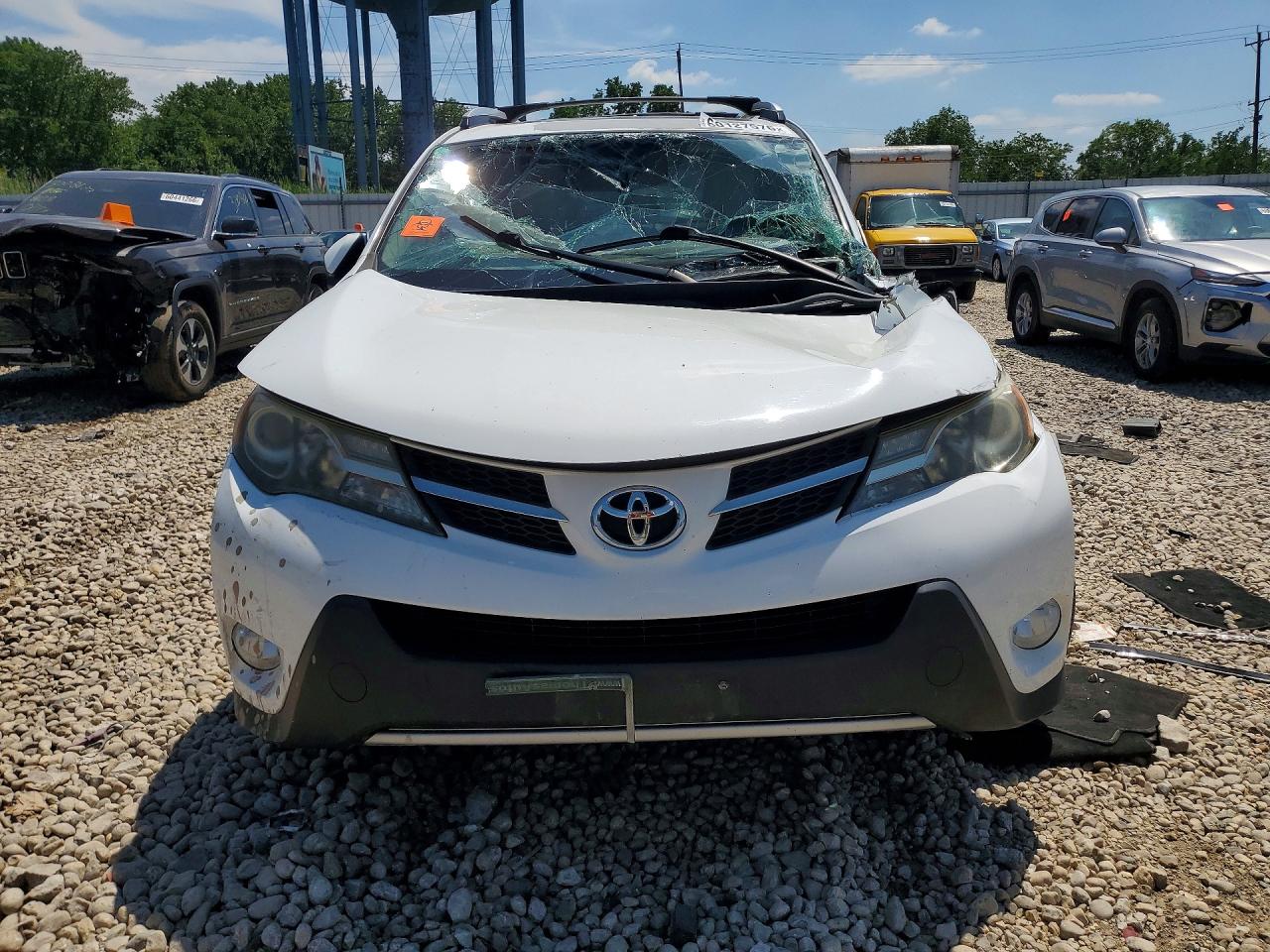 2015 TOYOTA RAV4 XLE — снимка 5
