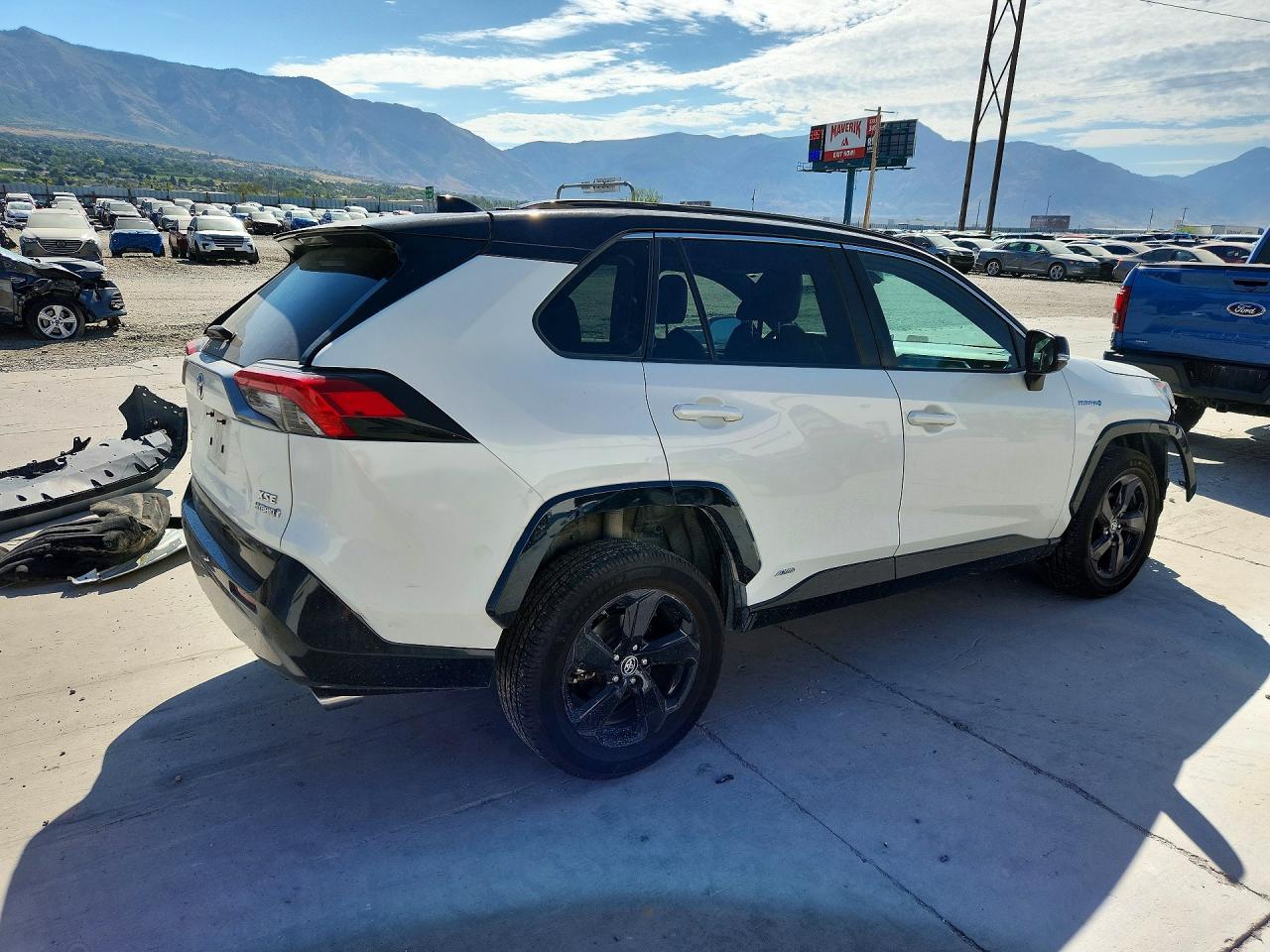 2019 TOYOTA RAV4 XSE — снимка 3