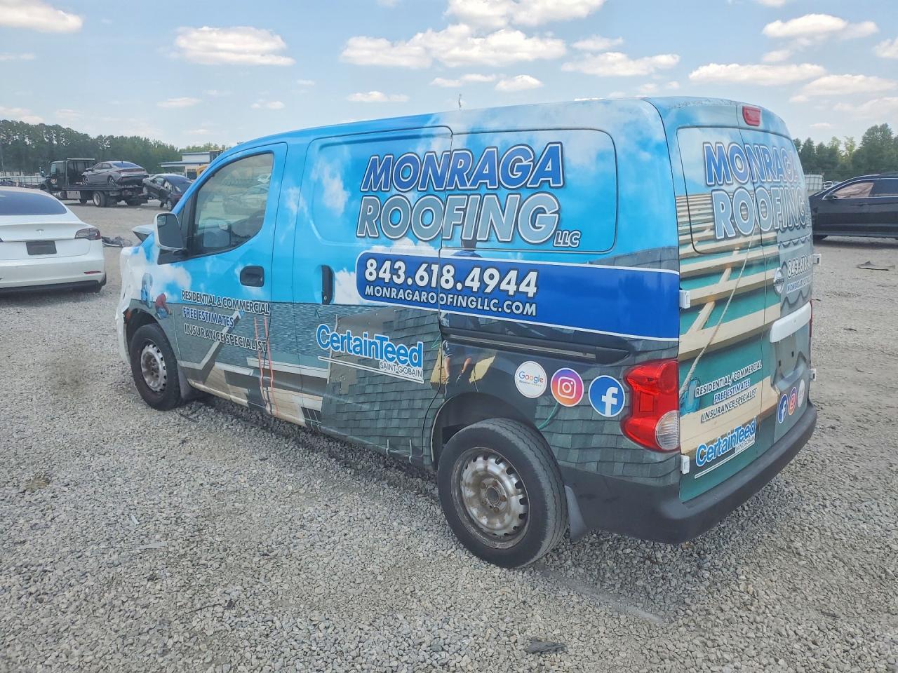 2015 NISSAN NV200 SV — снимка 2