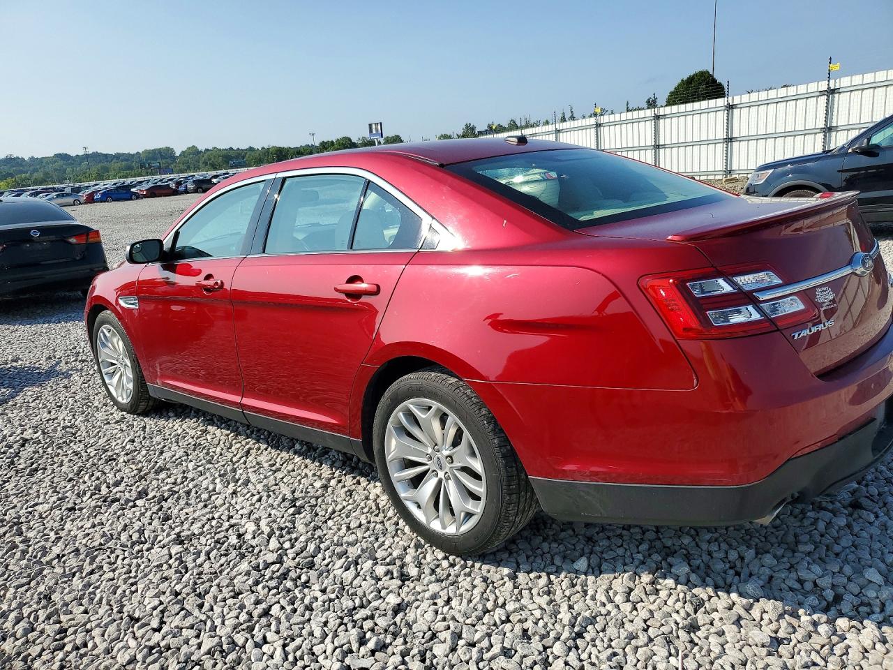 2016 FORD TAURUS LIMITED — снимка 2