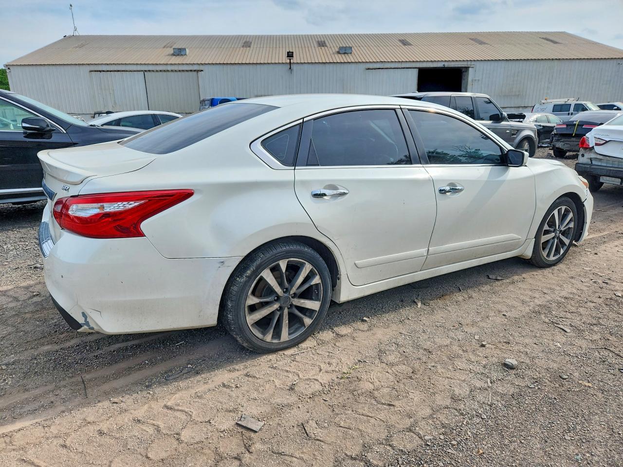 2016 NISSAN ALTIMA 2.5 SR — снимка 3