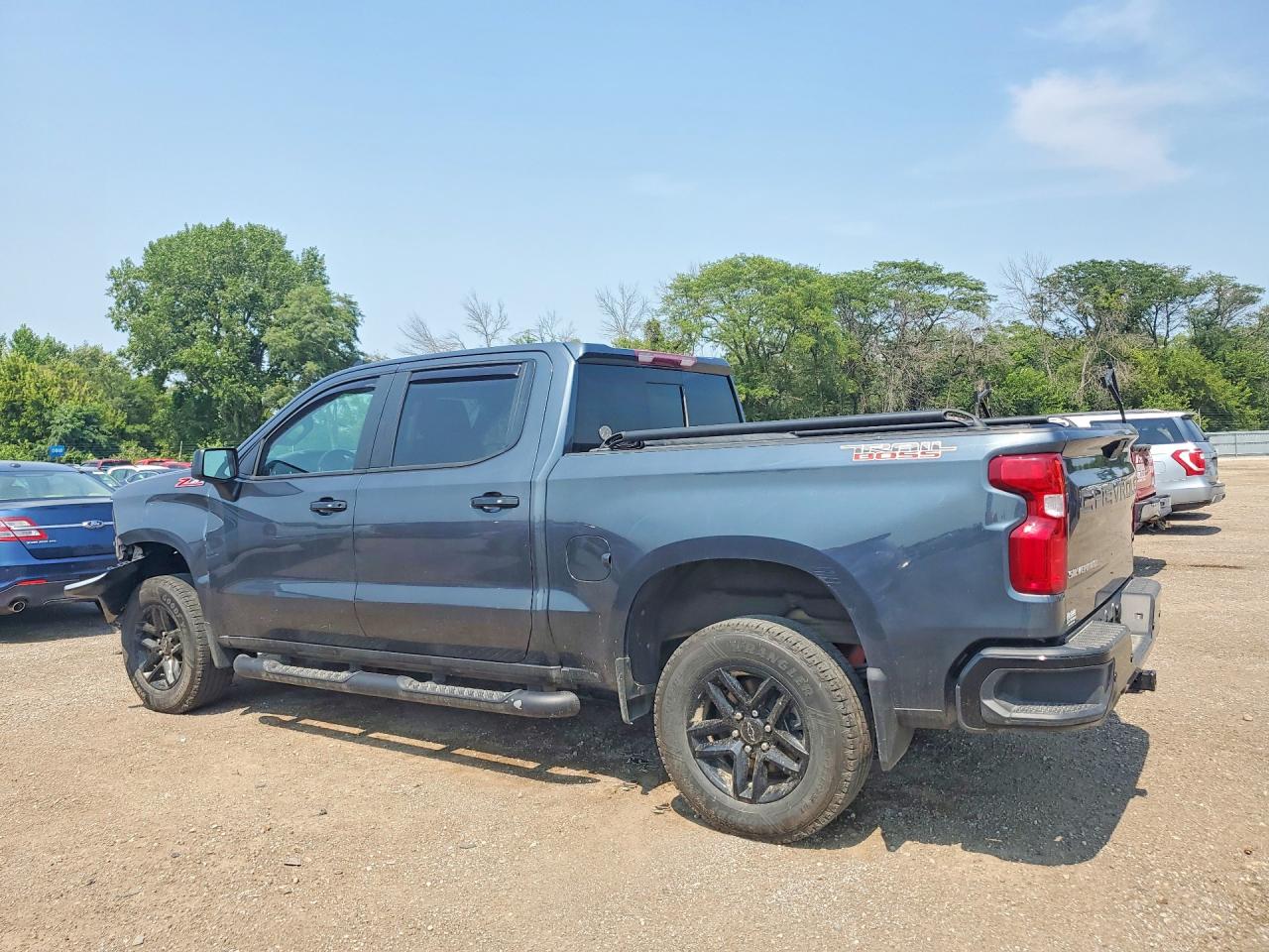 2019 CHEVROLET SILVERADO K1500 LT TRAIL BOSS — снимка 2