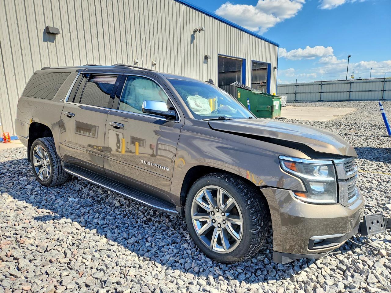 2016 CHEVROLET SUBURBAN K1500 LTZ — снимка 4