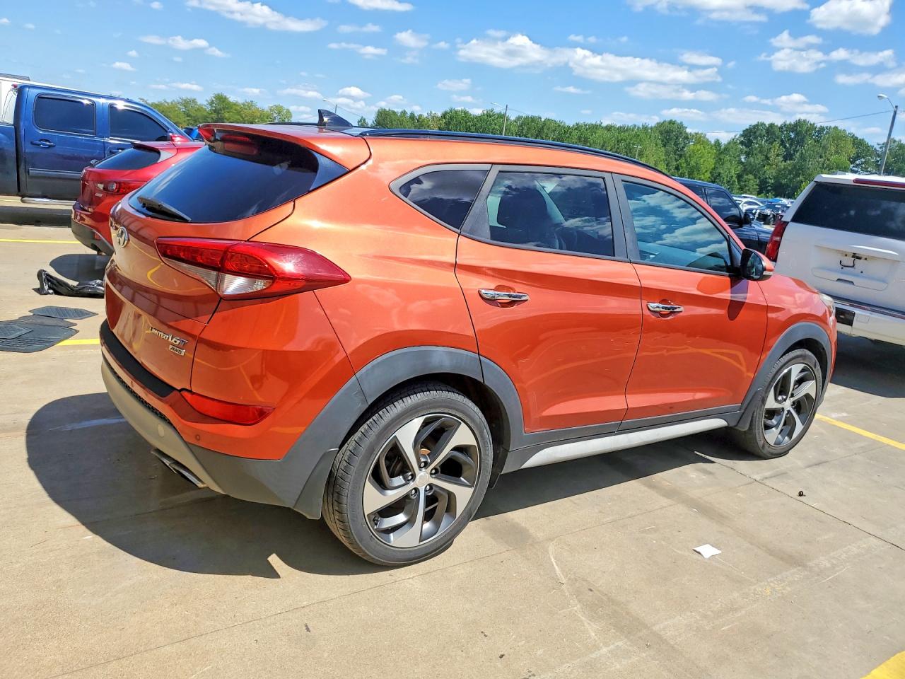 2017 HYUNDAI TUCSON LIMITED — снимка 3