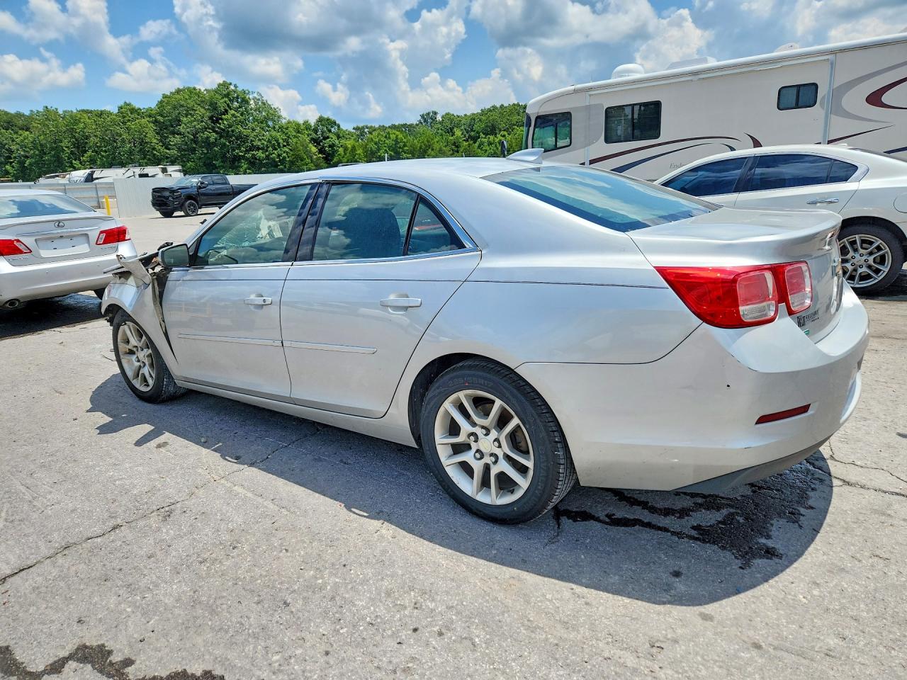 2015 CHEVROLET MALIBU 1LT — снимка 2