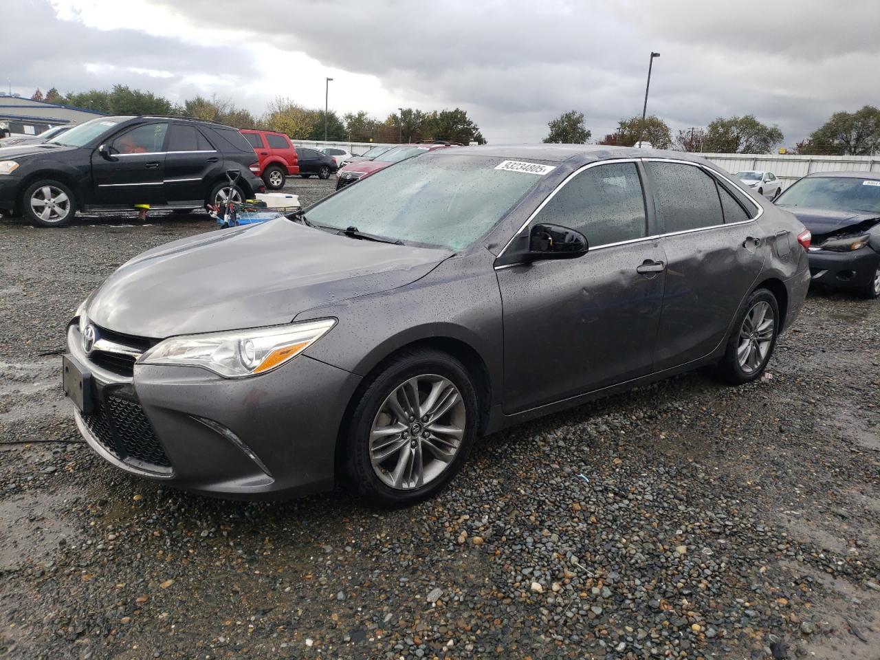 2016 TOYOTA CAMRY LE