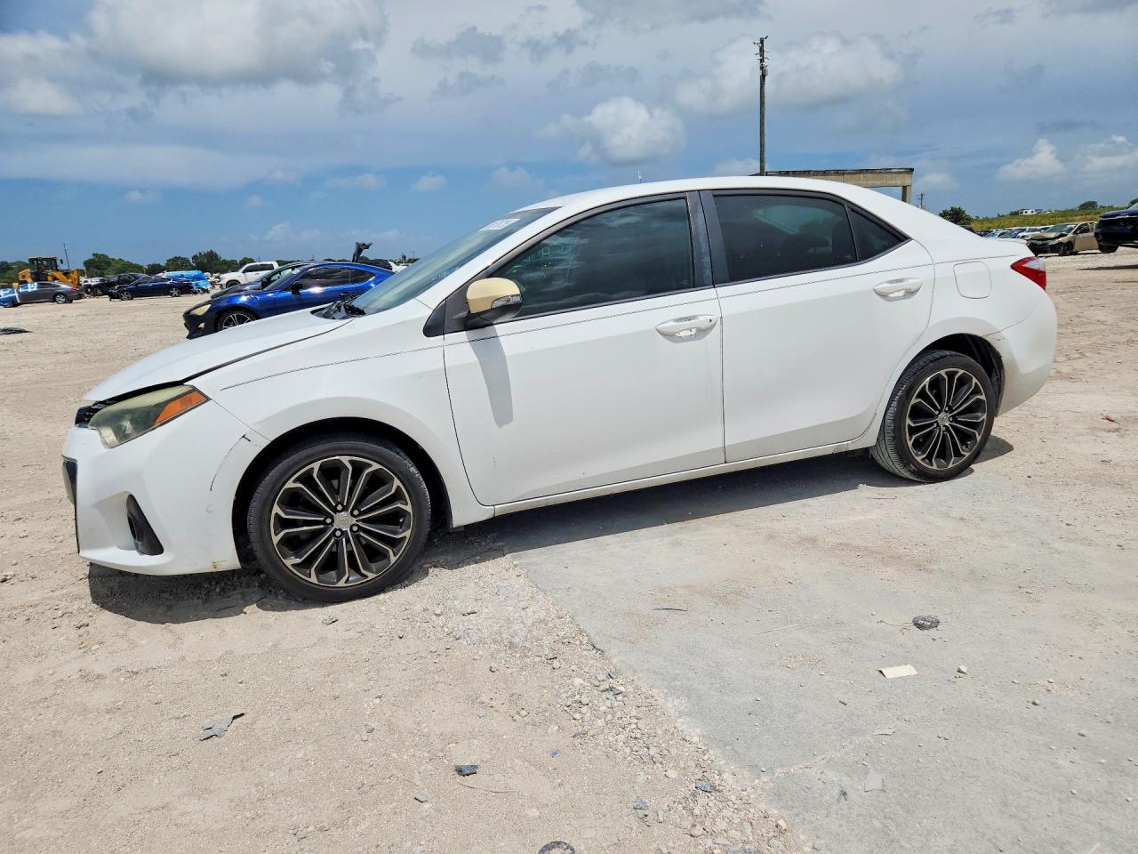 2015 TOYOTA COROLLA S PLUS