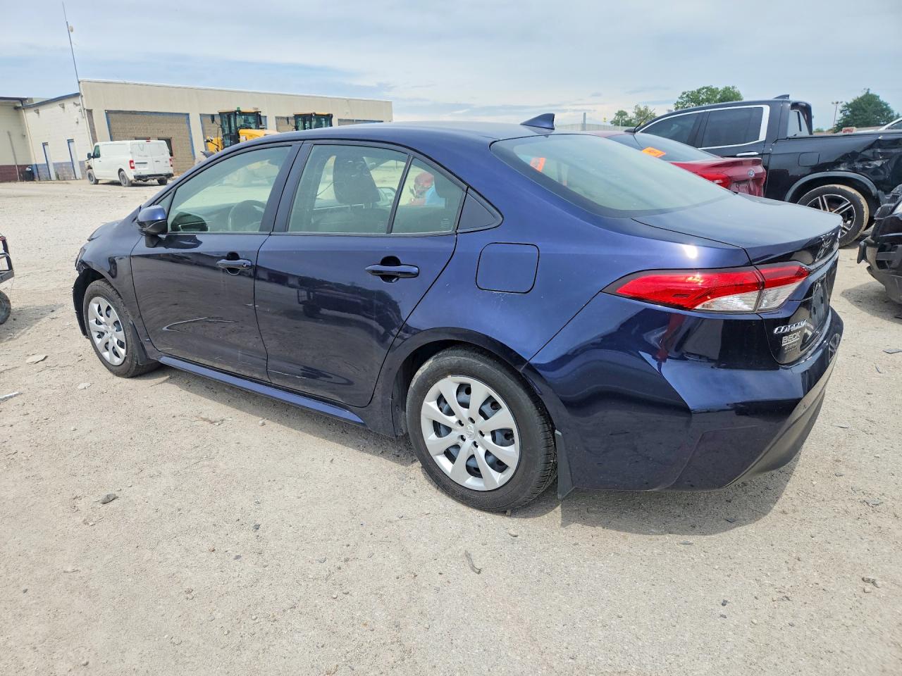 2024 TOYOTA COROLLA LE — снимка 2