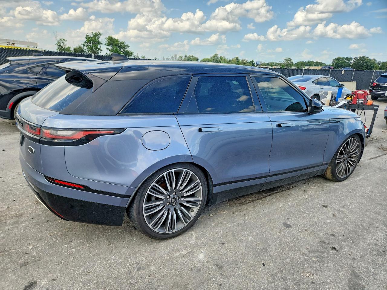 2020 LAND ROVER RANGE ROVER VELAR R-DYNAMIC S — снимка 3