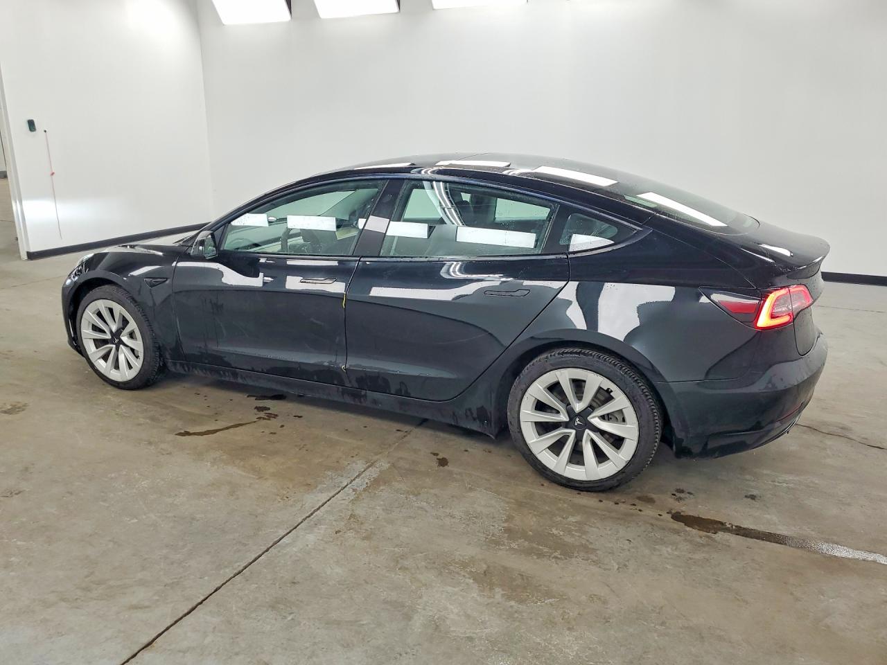 2022 TESLA MODEL 3 — снимка 2