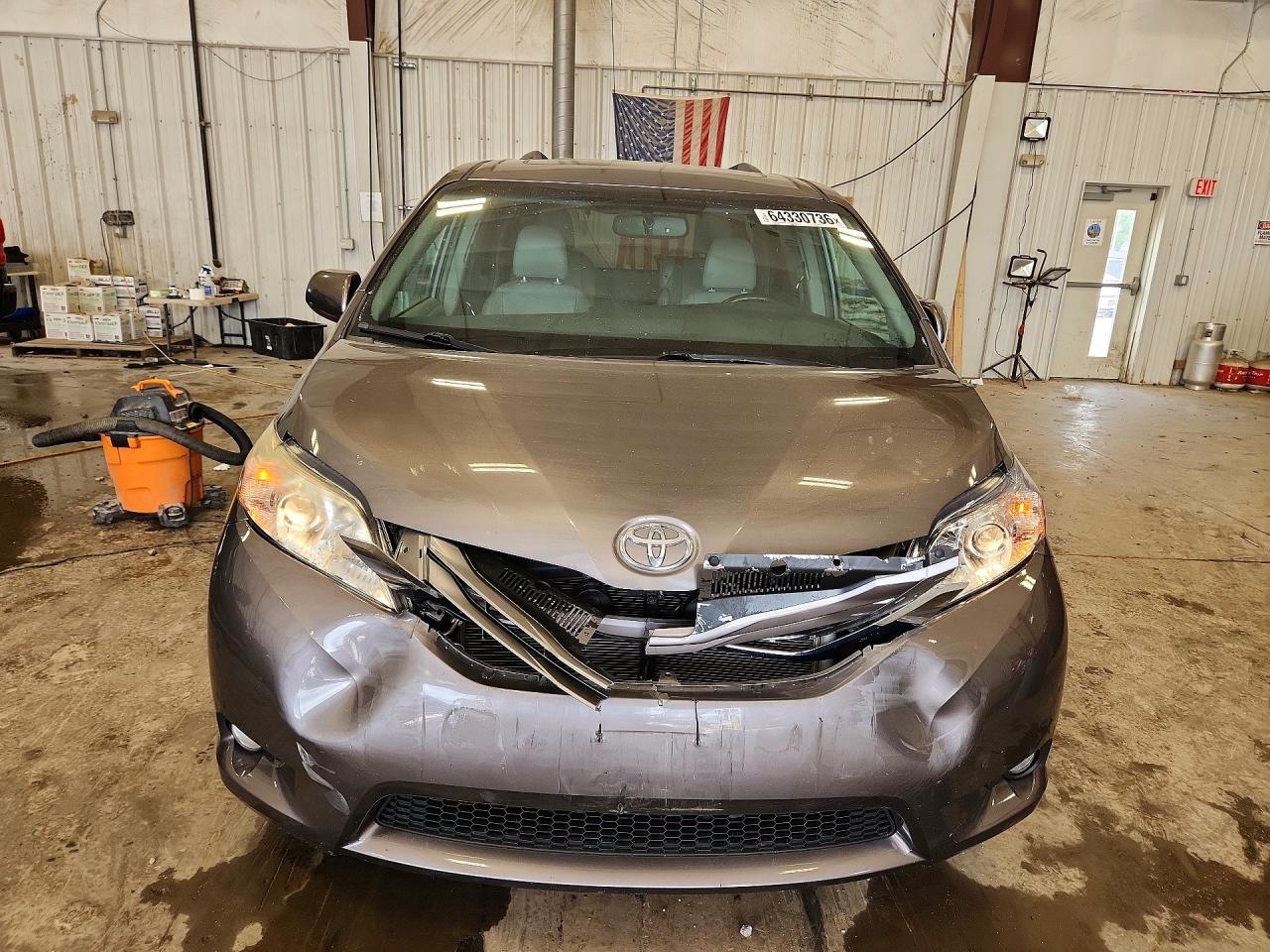 2015 TOYOTA SIENNA XLE 8-PASSENGER — снимка 5