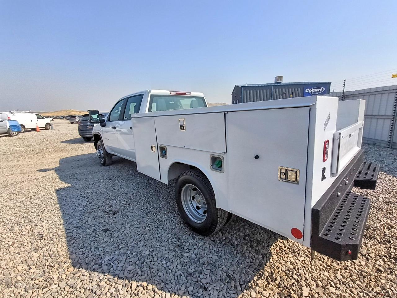 2025 CHEVROLET SILVERADO — снимка 2