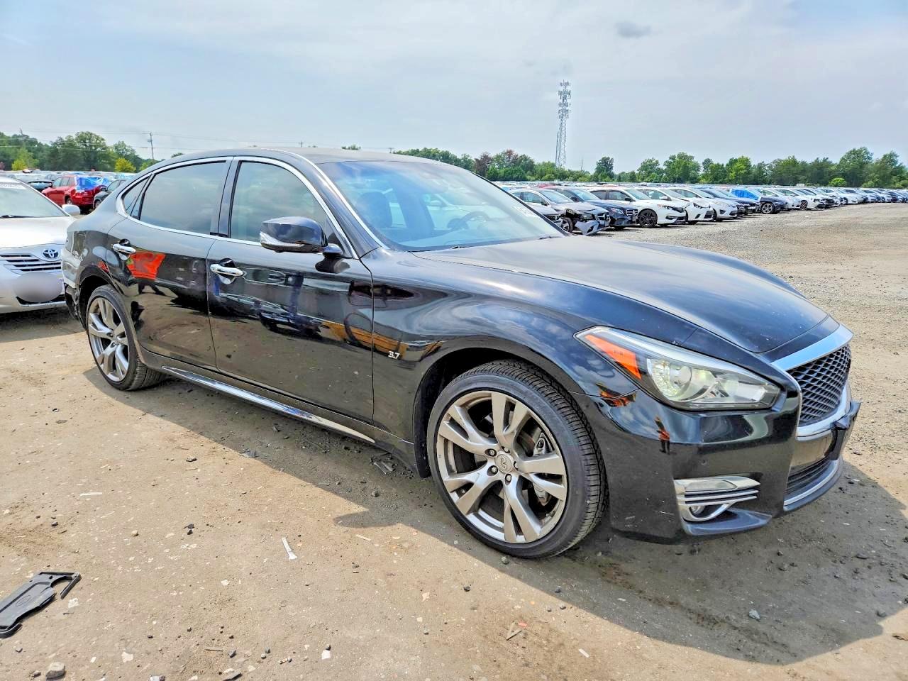 2015 INFINITI Q70L 3.7 — снимка 4