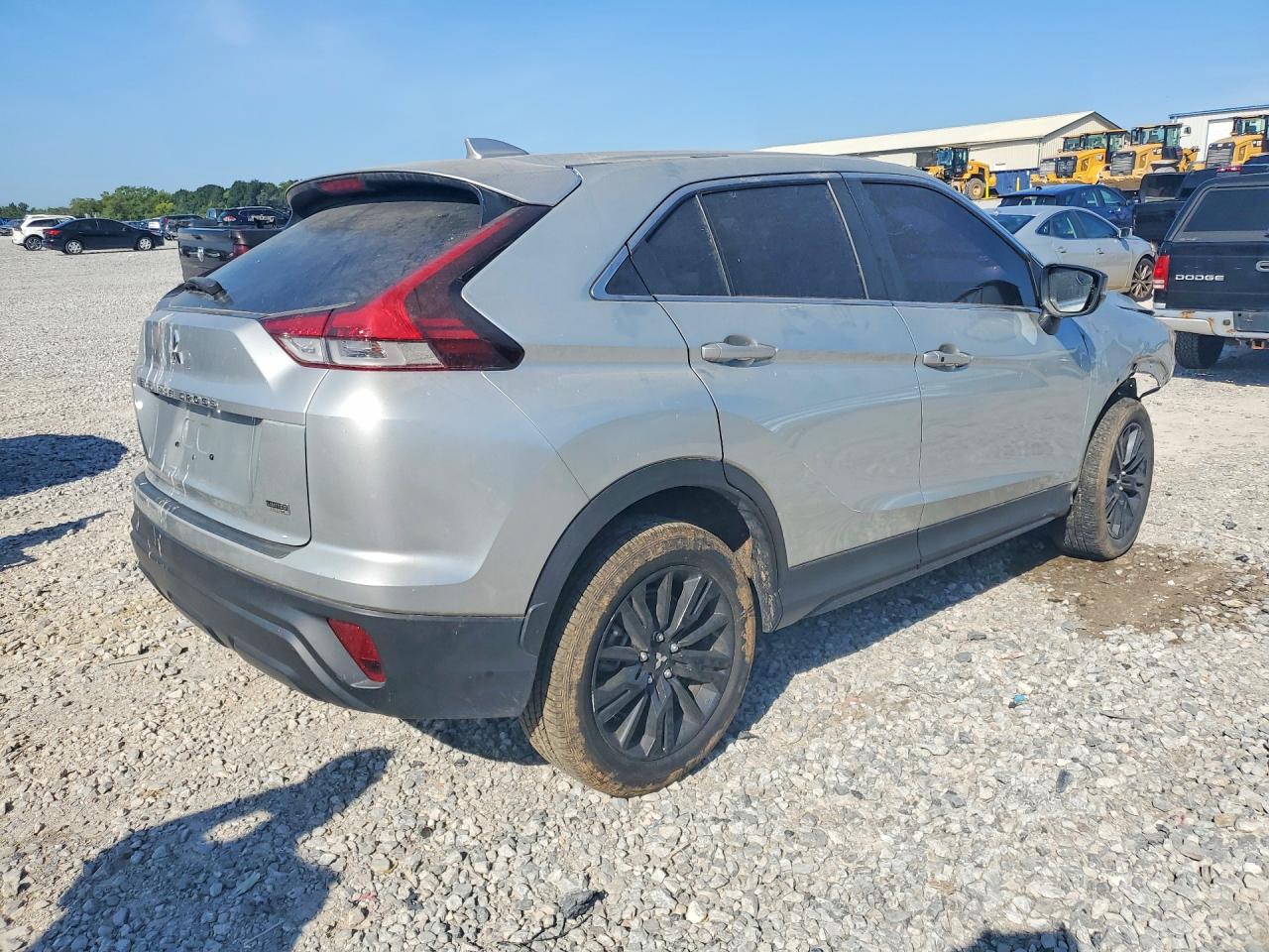 2024 MITSUBISHI ECLIPSE CROSS LE — снимка 3