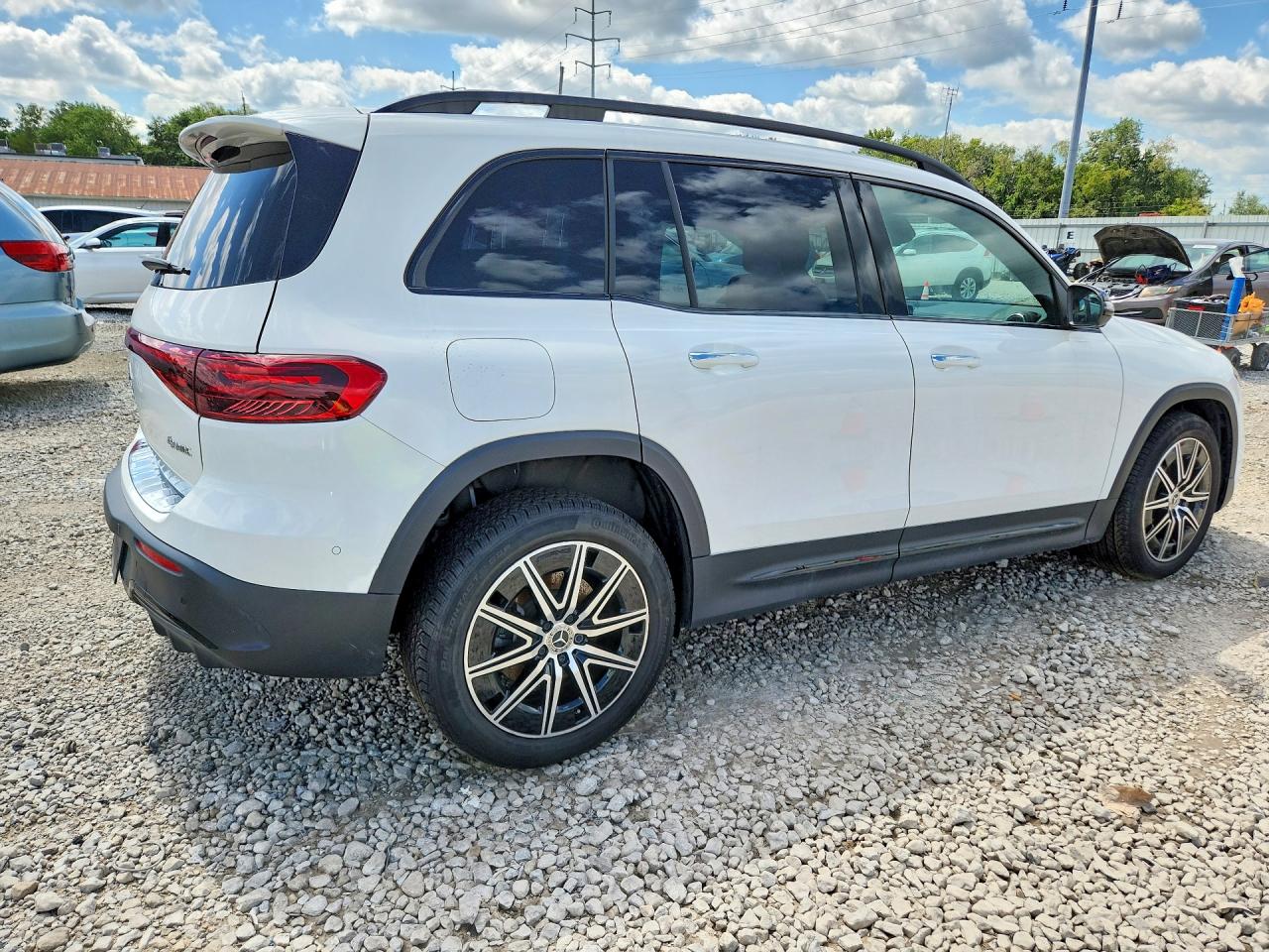 2024 MERCEDES-BENZ EQB 350 4MATIC — снимка 3