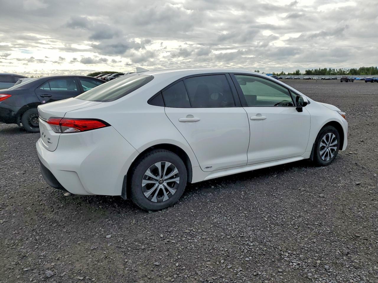 2025 TOYOTA COROLLA HYBRID LE — снимка 3