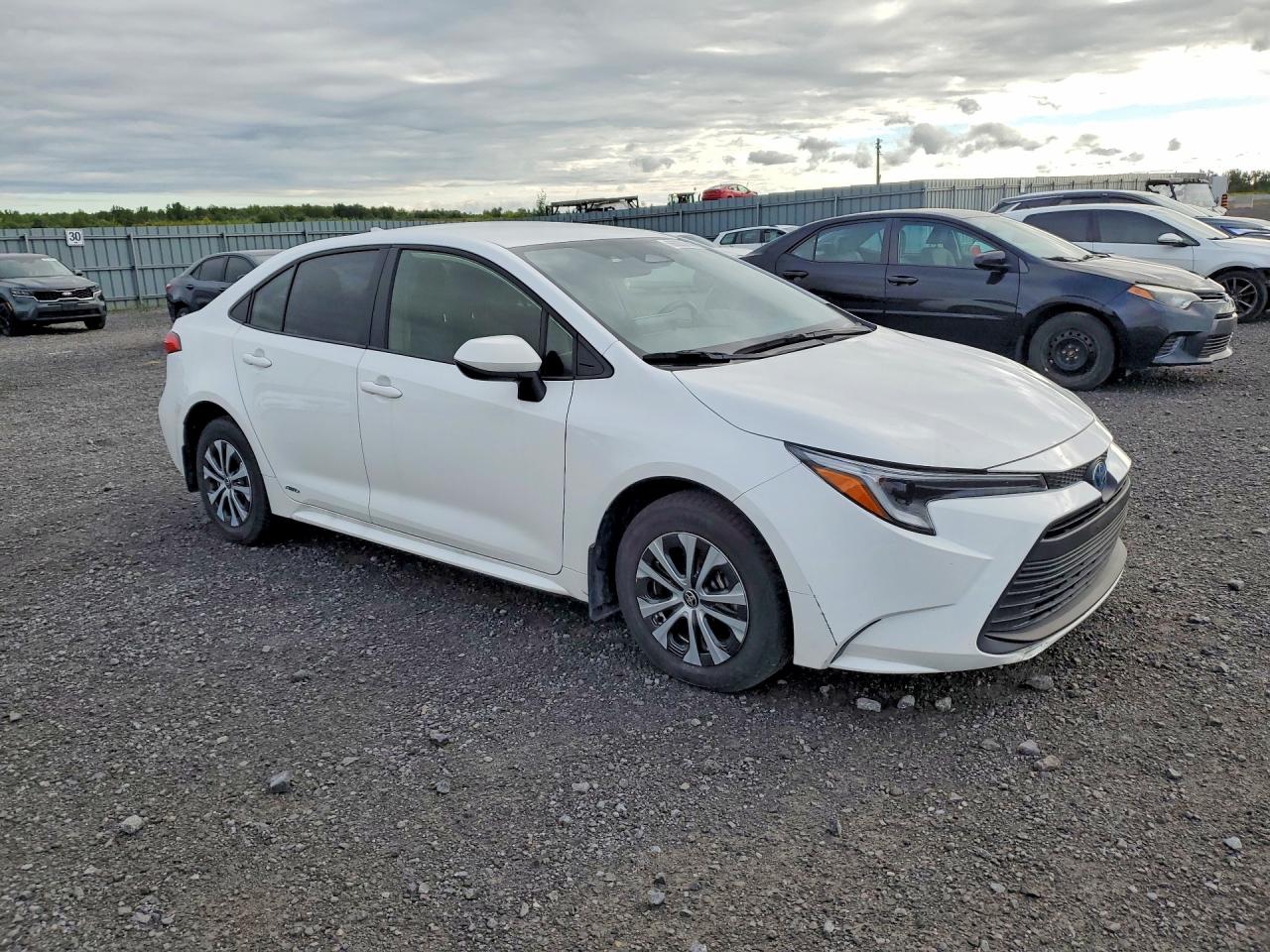 2025 TOYOTA COROLLA HYBRID LE — снимка 4