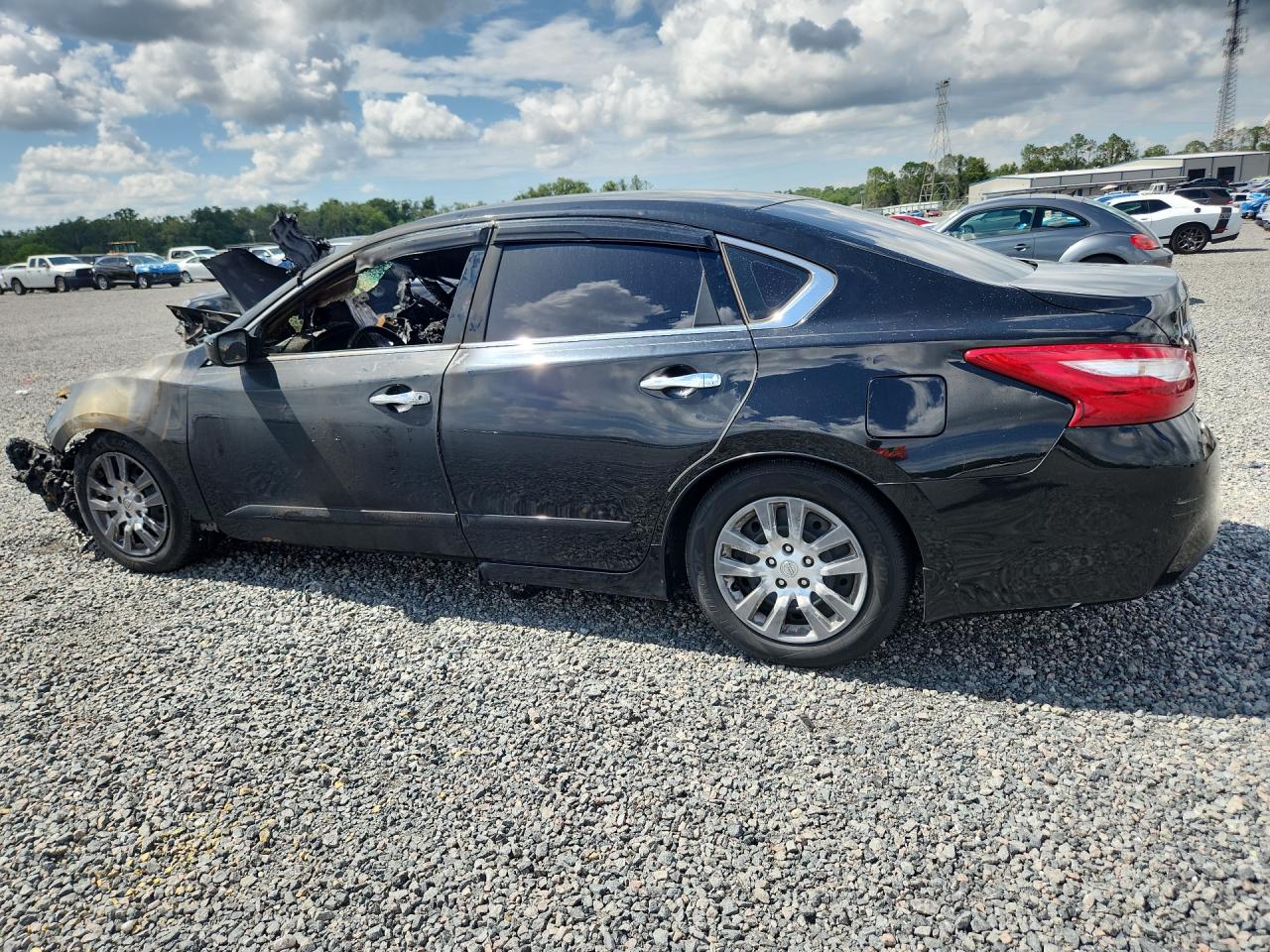 2017 NISSAN ALTIMA 2.5 S — снимка 2