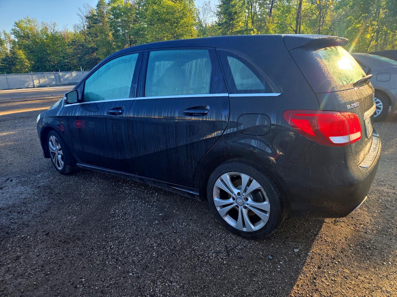 2015 MERCEDES-BENZ B 250 4MATIC — снимка 2
