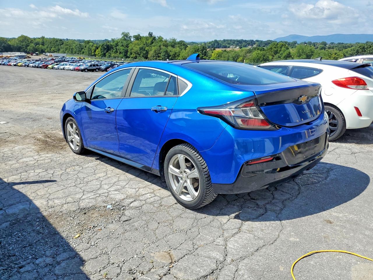 2017 CHEVROLET VOLT LT — снимка 2