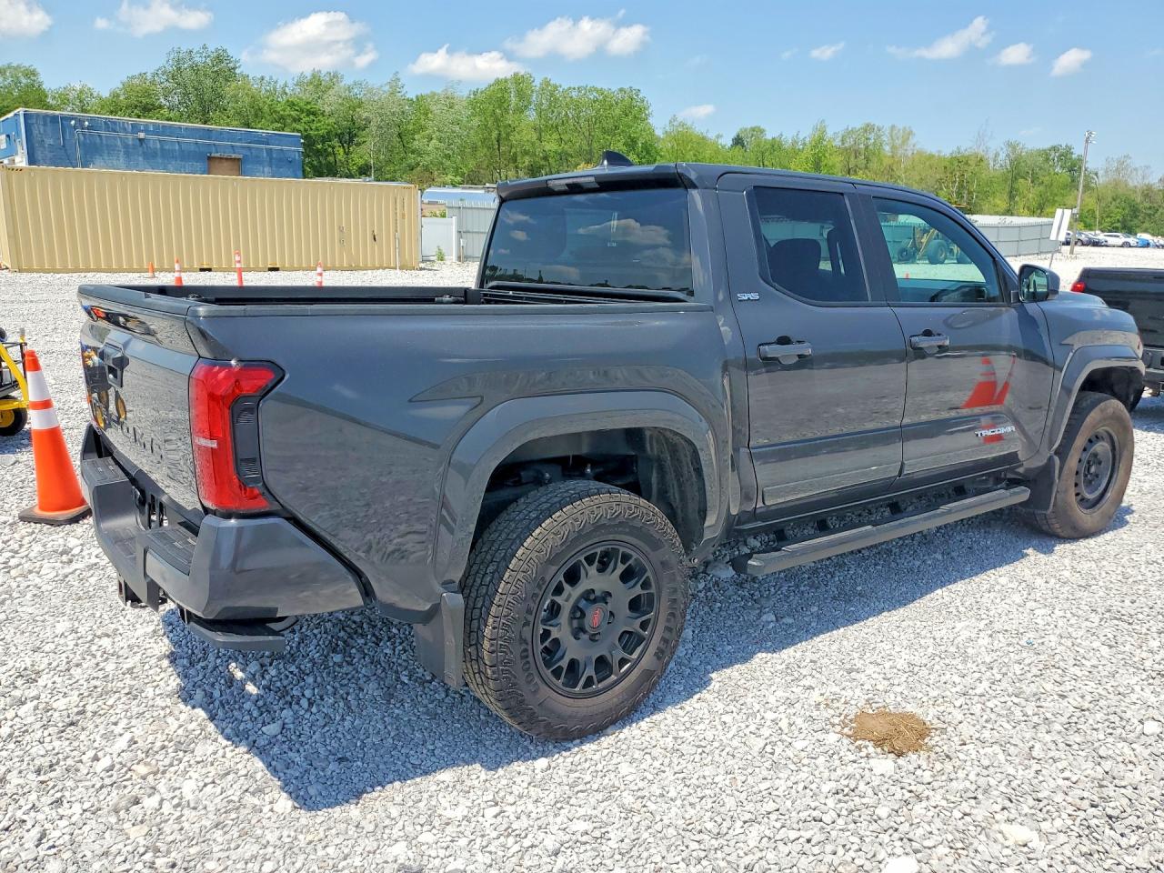 2026 TOYOTA TACOMA SR5 — снимка 3