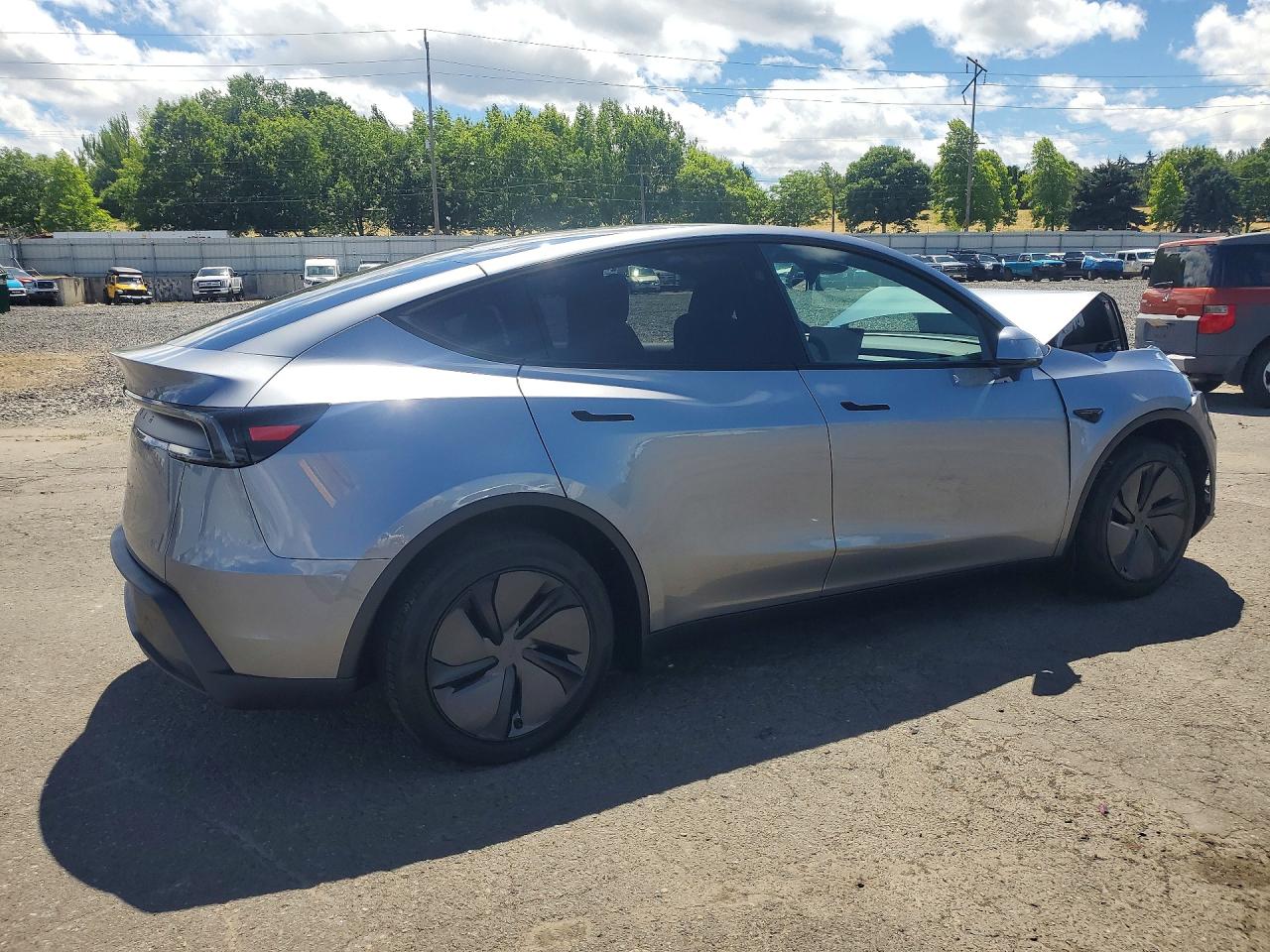 2026 TESLA MODEL Y — снимка 3