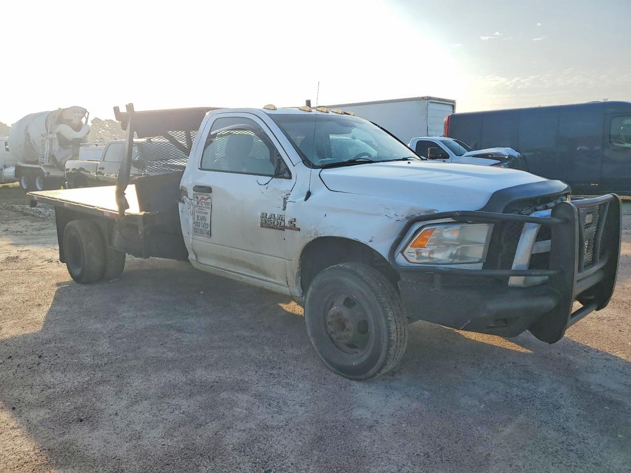 2015 RAM 3500 — снимка 4