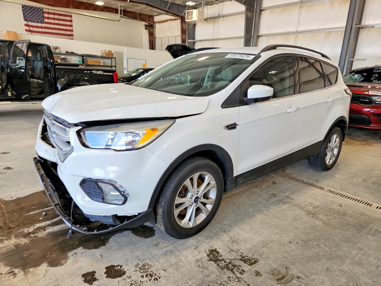 2018 FORD ESCAPE SE