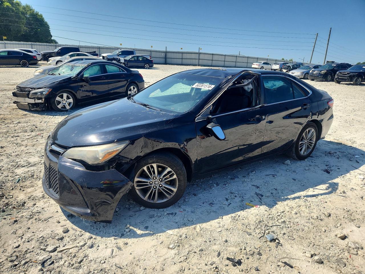 2017 TOYOTA CAMRY SE