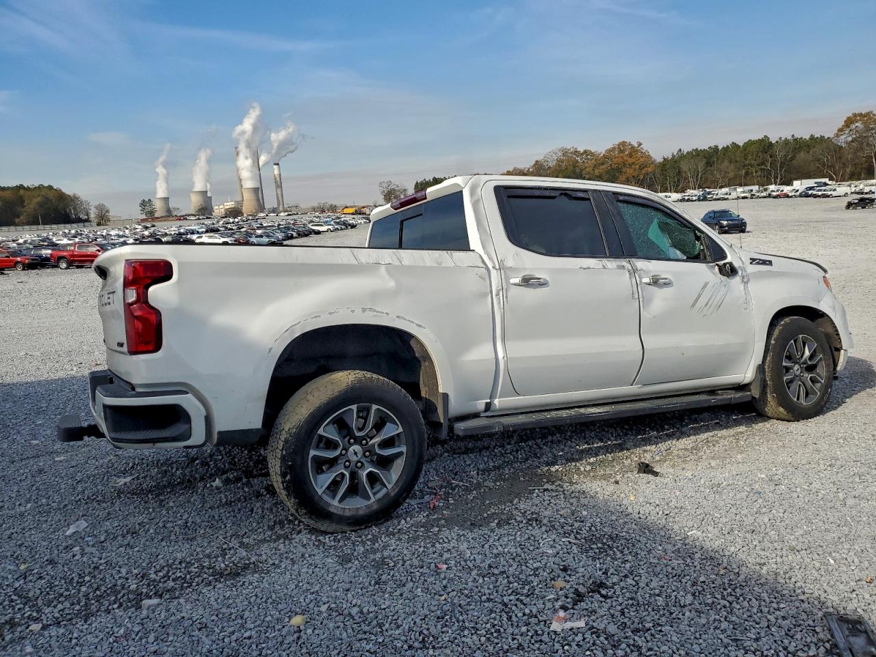2024 CHEVROLET SILVERADO K1500 RST — снимка 3
