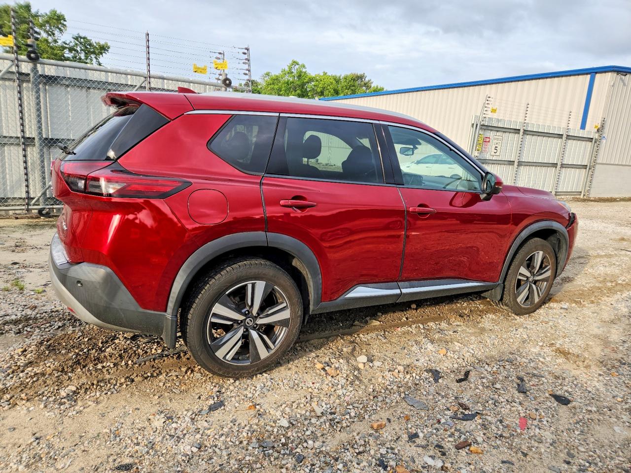 2021 NISSAN ROGUE SL — снимка 3