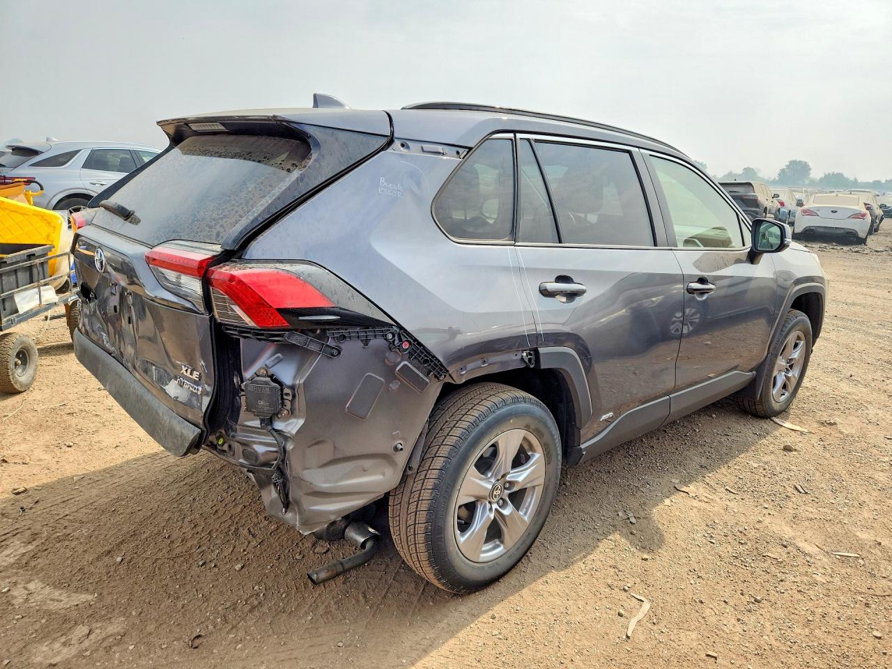 2023 TOYOTA RAV4 HYBRID XLE — снимка 3