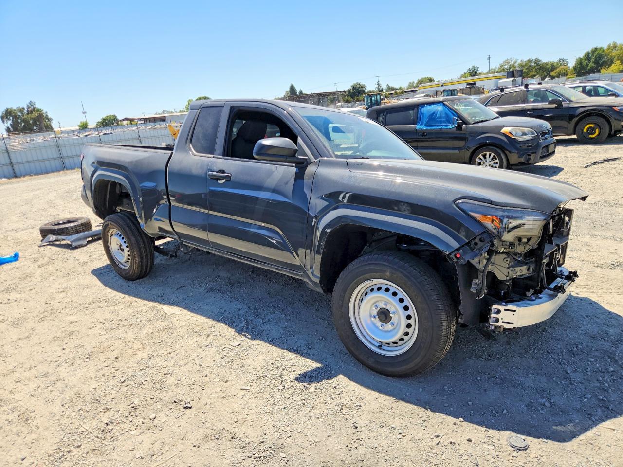 2026 TOYOTA TACOMA SR — снимка 4