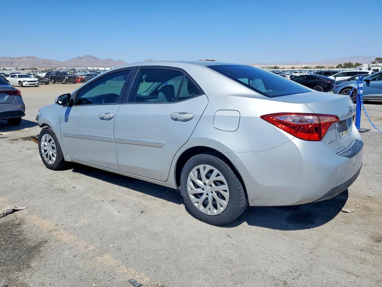 2018 TOYOTA COROLLA LE — снимка 2