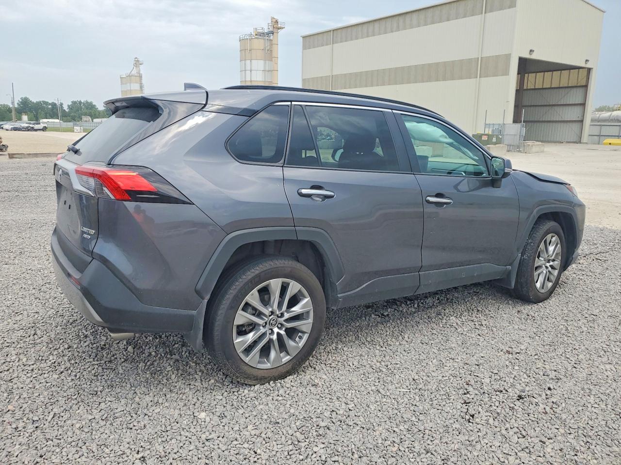 2023 TOYOTA RAV4 LIMITED — снимка 3