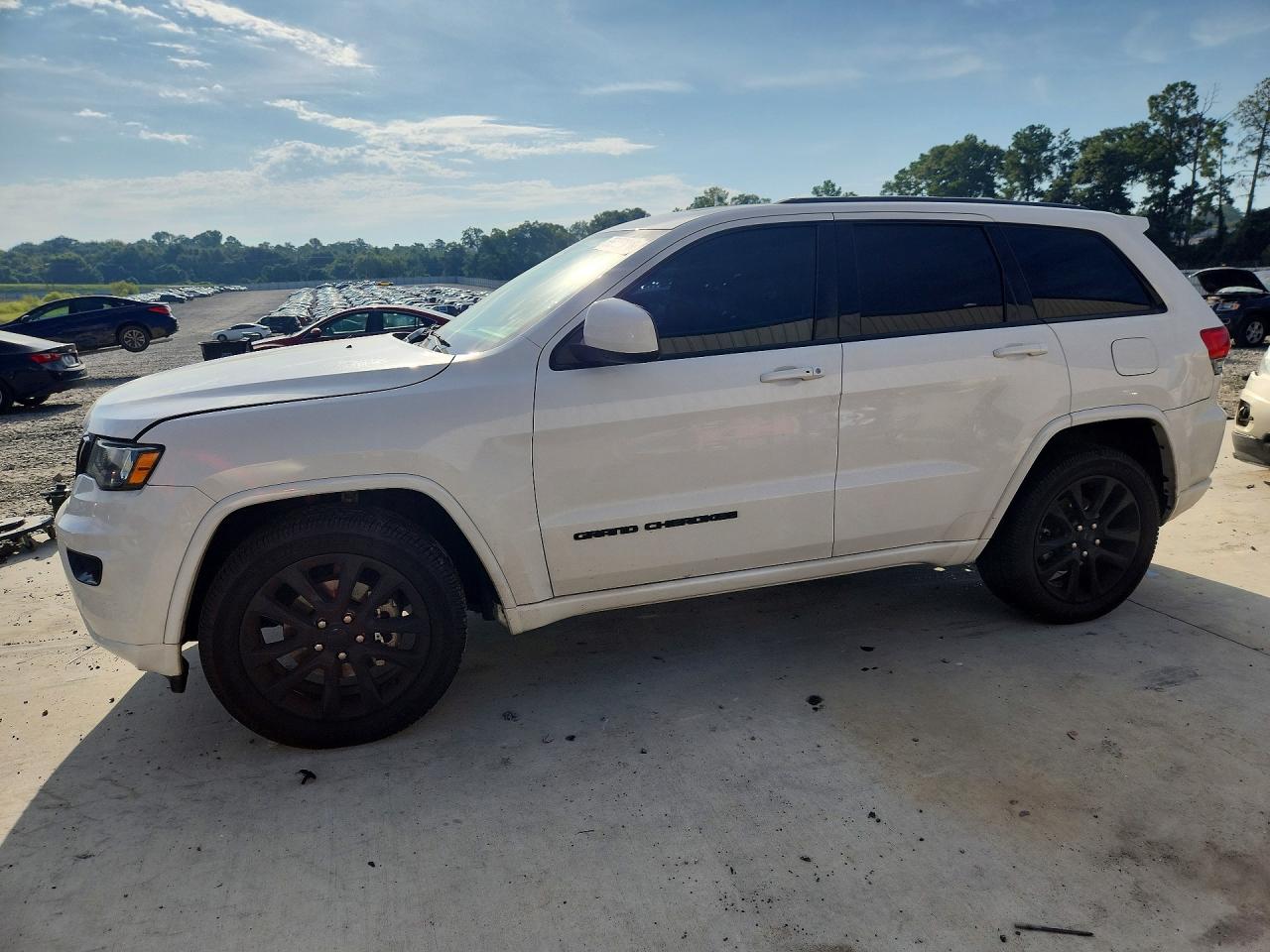 2018 JEEP GRAND CHEROKEE LAREDO