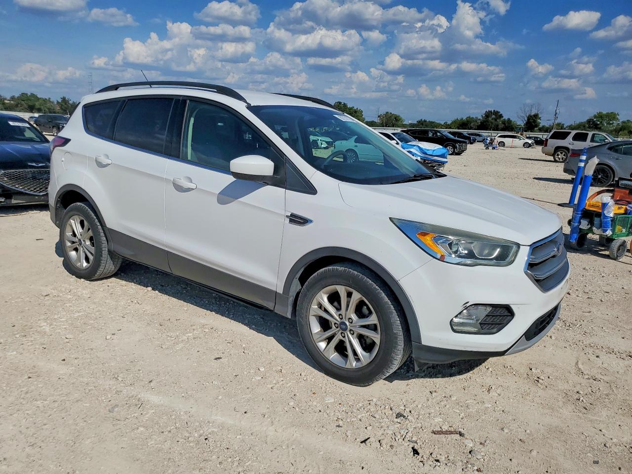2017 FORD ESCAPE SE — снимка 4