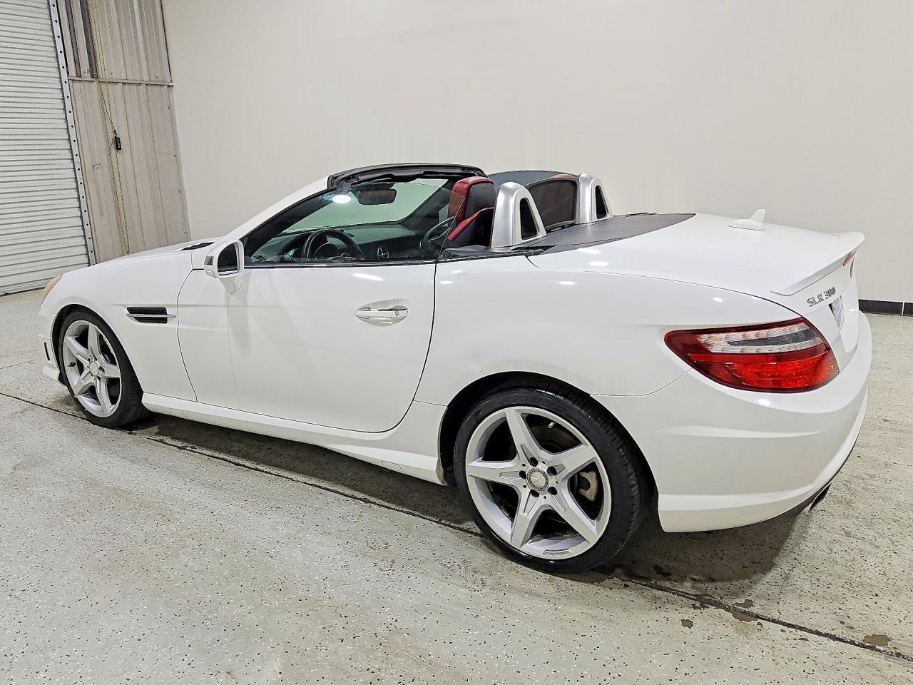 2016 MERCEDES-BENZ SLK 300 — снимка 2