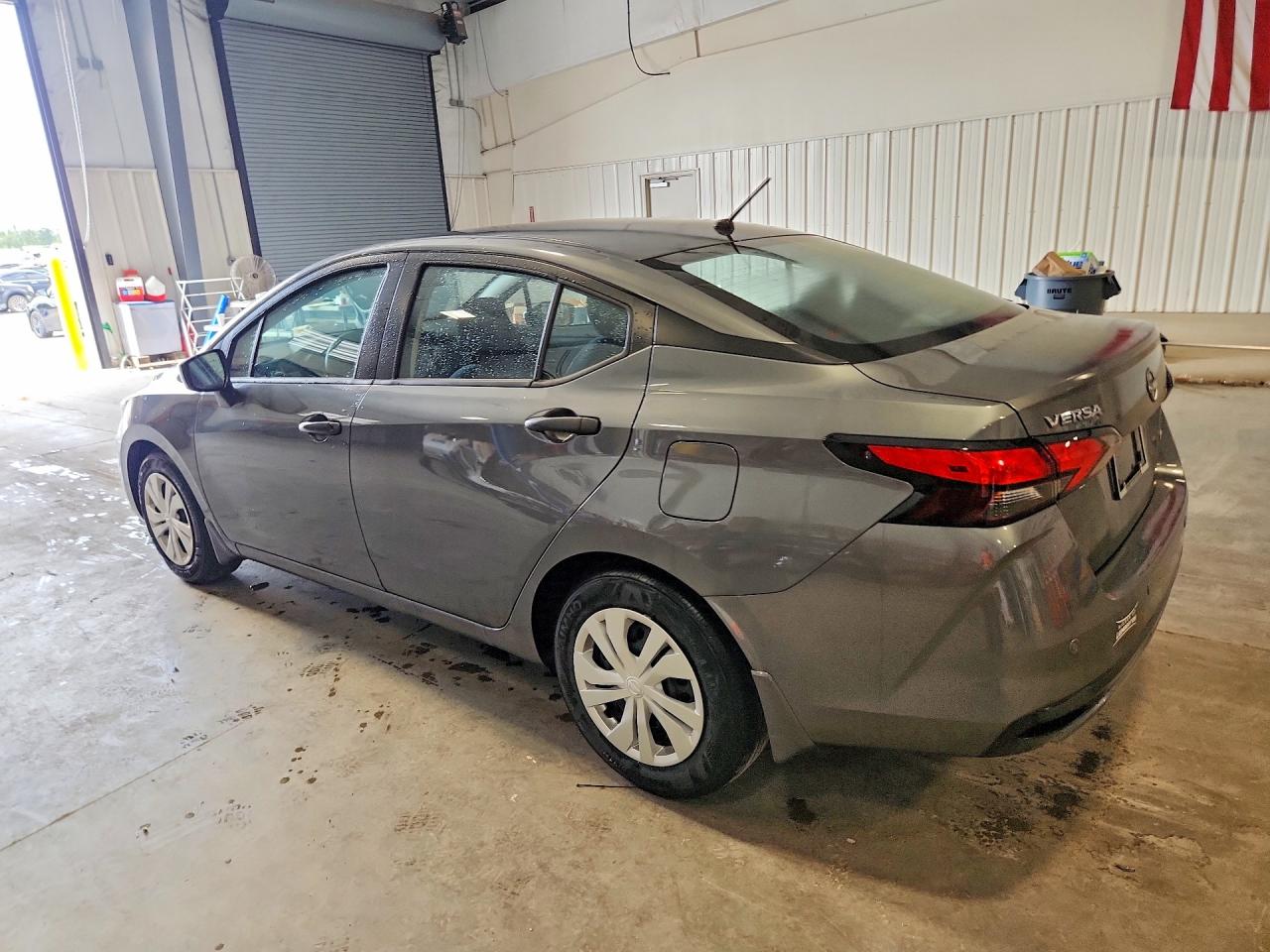 2025 NISSAN VERSA S — снимка 2
