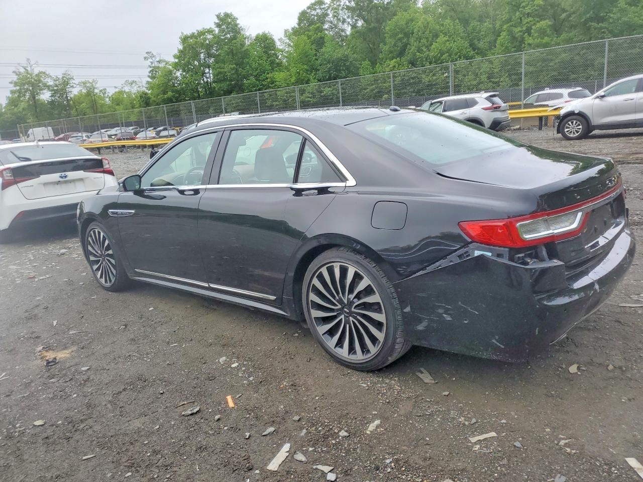 2017 LINCOLN CONTINENTAL BLACK LABEL — снимка 2