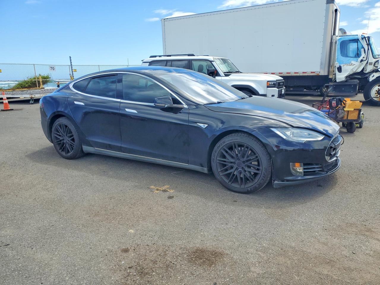 2015 TESLA MODEL S — снимка 4