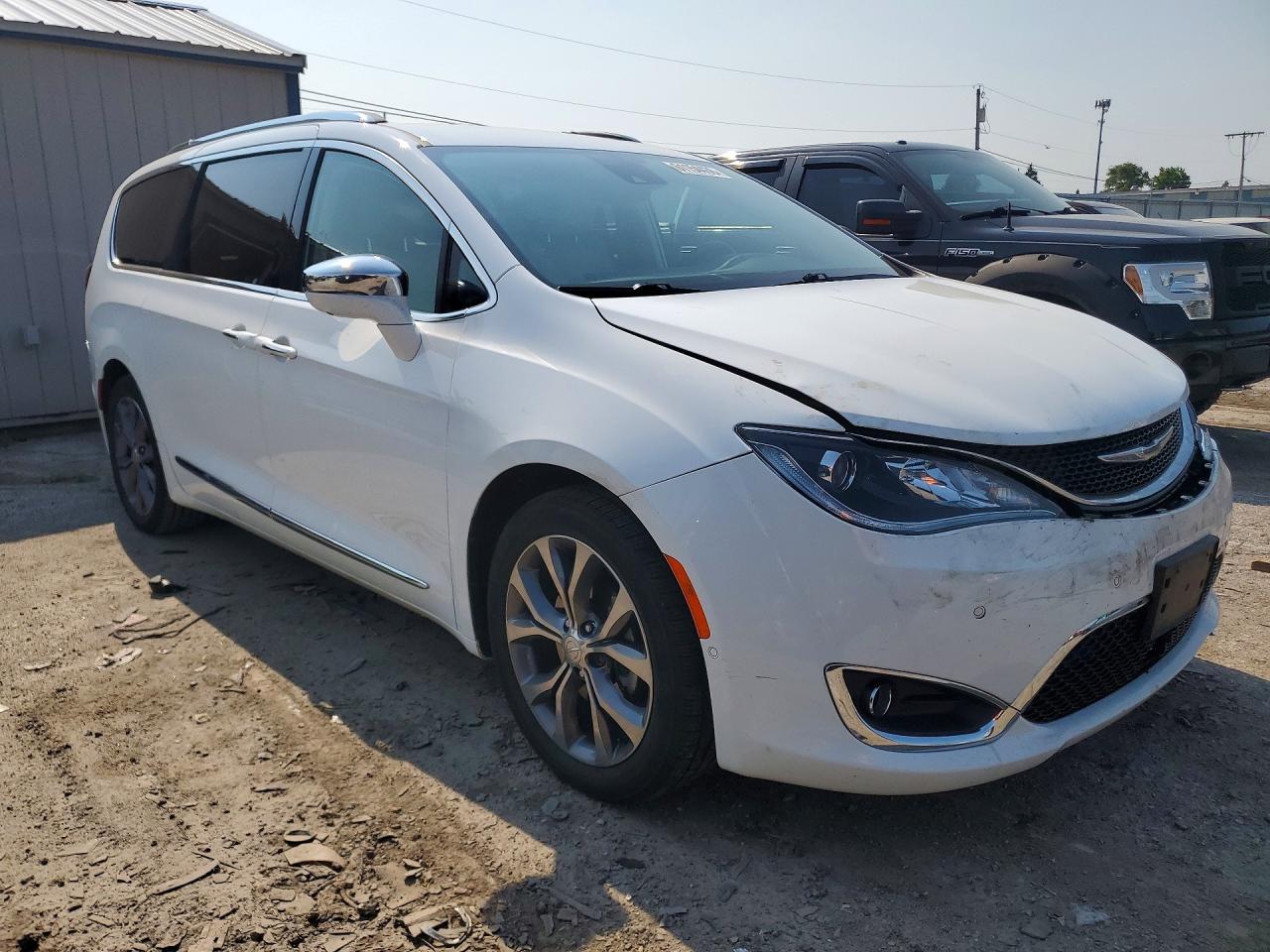 2017 CHRYSLER PACIFICA LIMITED — снимка 4