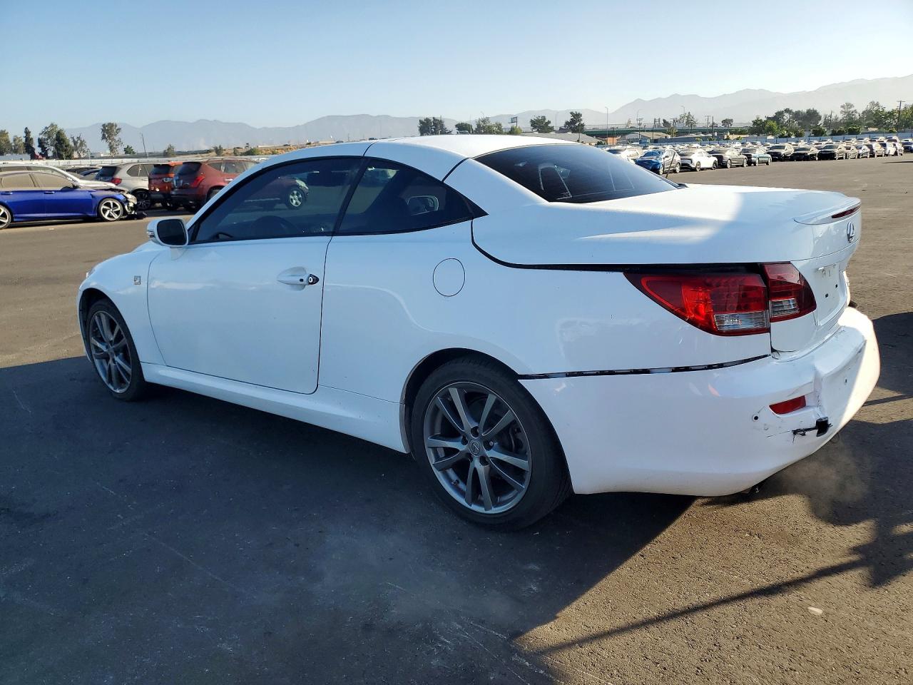 2014 LEXUS IS 250 — снимка 2