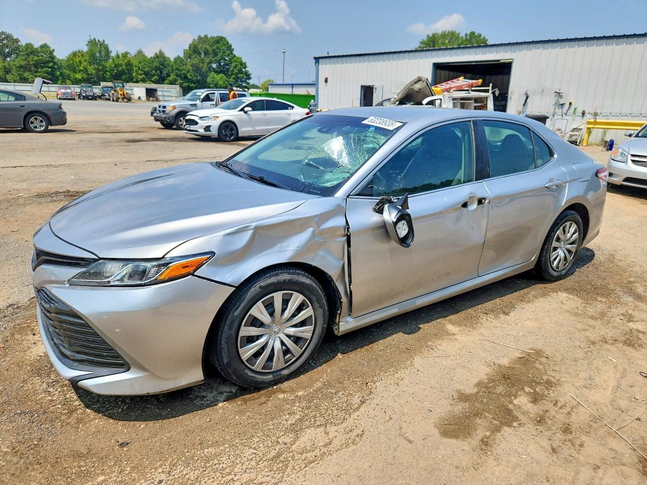 2018 TOYOTA CAMRY LE
