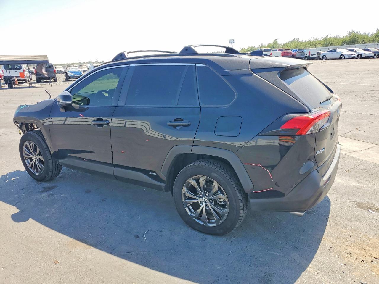 2023 TOYOTA RAV4 XLE PREMIUM — снимка 2