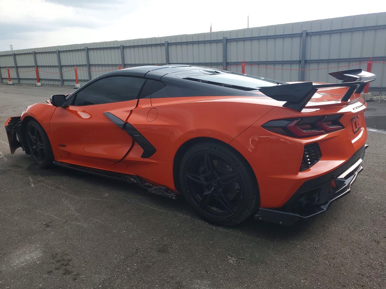 2021 CHEVROLET CORVETTE STINGRAY 2LT — снимка 2