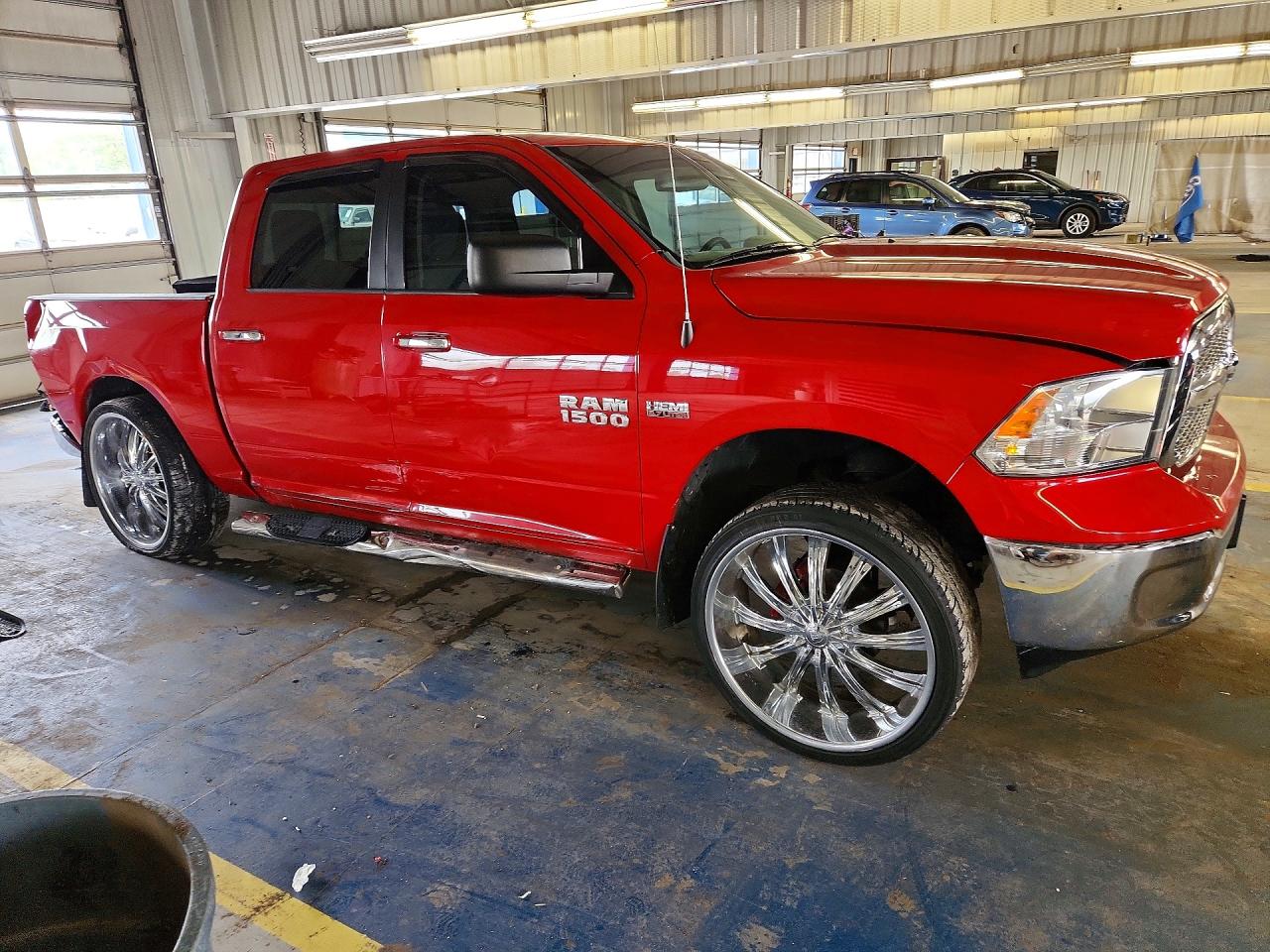 2015 RAM 1500 SLT — снимка 4